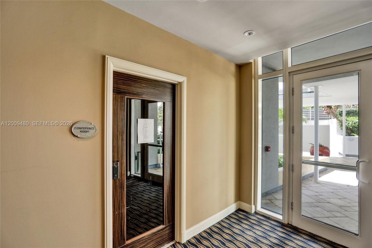 253 NE 2nd St , Unit 3304, Miami, FL 33132 Photo
