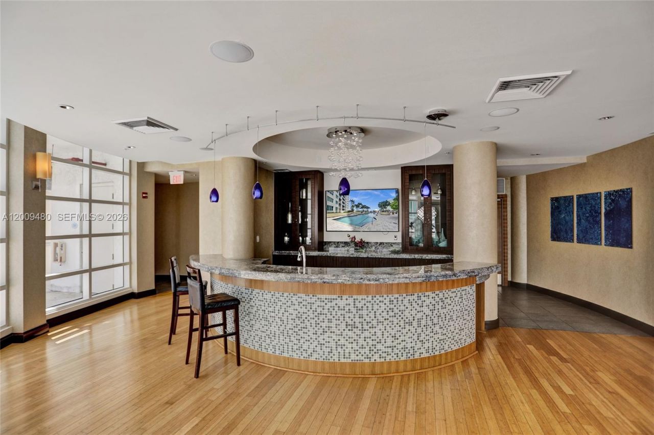 253 NE 2nd St , Unit 3304, Miami, FL 33132 Photo