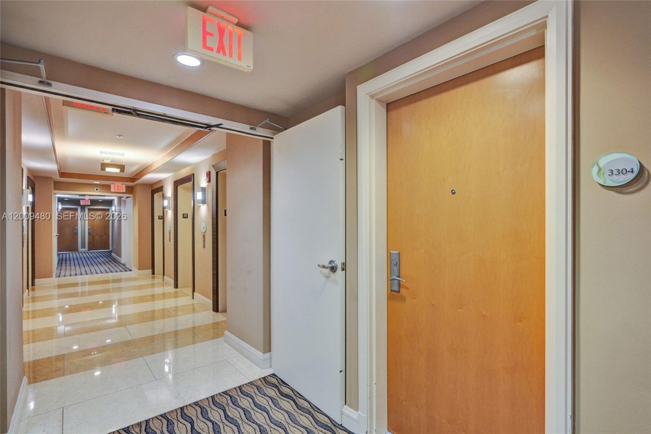 253 NE 2nd St , Unit 3304, Miami, FL 33132 Photo