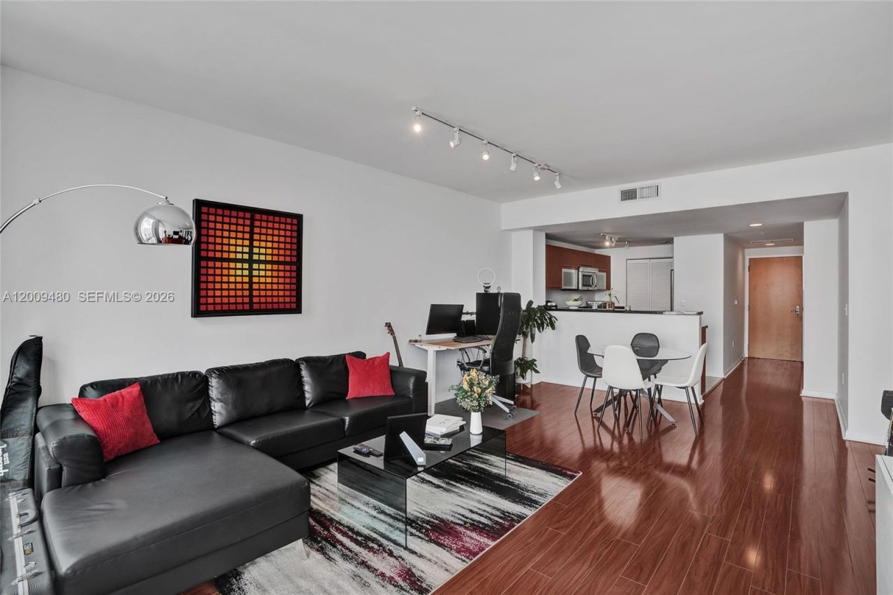 253 NE 2nd St , Unit 3304, Miami, FL 33132 Photo