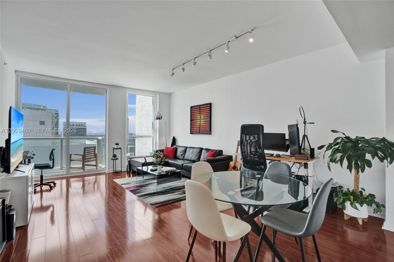 253 NE 2nd St , Unit 3304, Miami, FL 33132 Photo