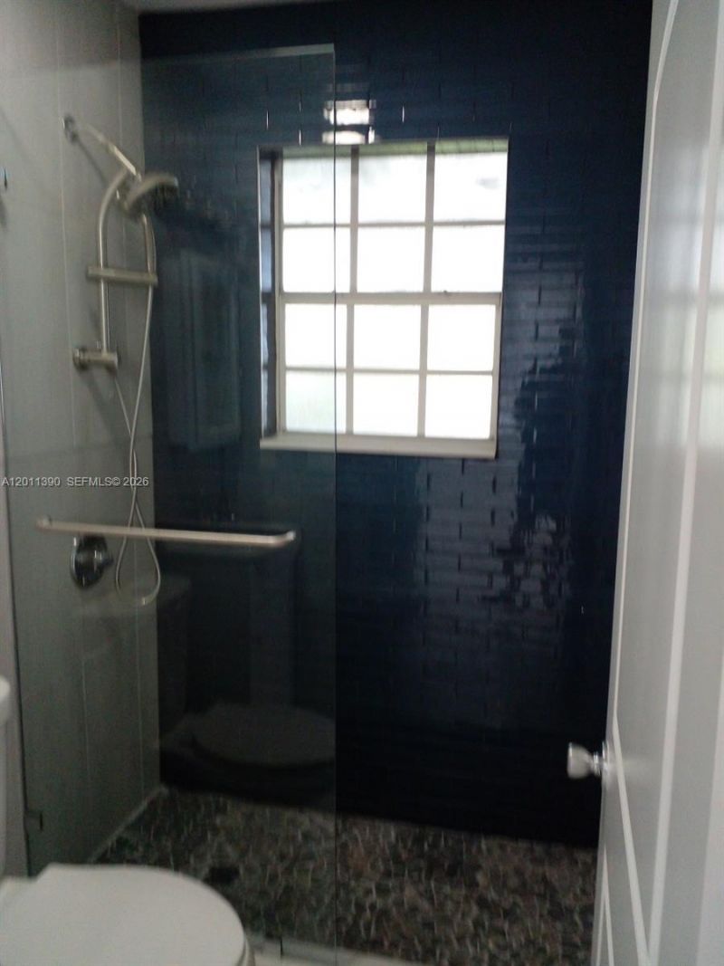 1023 SW 12th Ct, Unit B, Miami, FL 33135 Photo