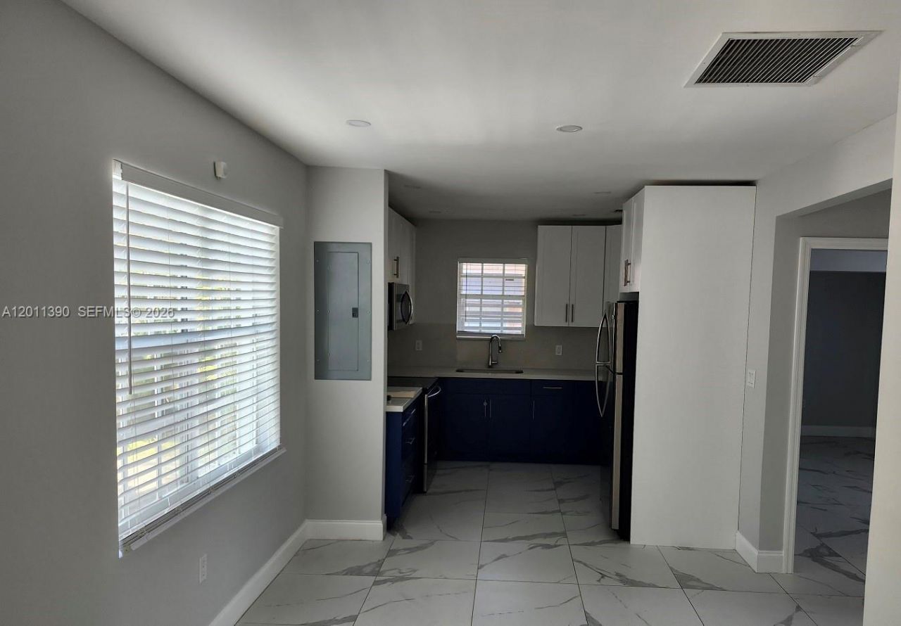 1023 SW 12th Ct, Unit B, Miami, FL 33135 Photo