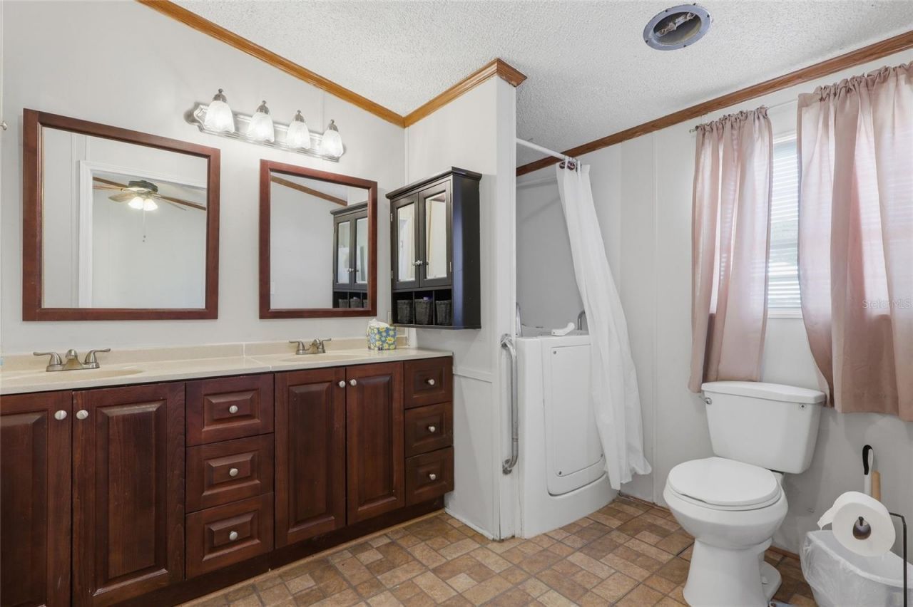14647 Billie Lane, Dade City, FL 33525 Photo