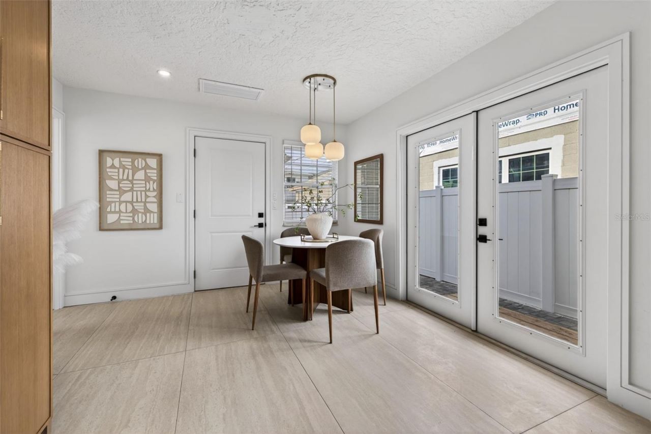 861 45th Avenue N, Saint Petersburg, FL 33703 Photo