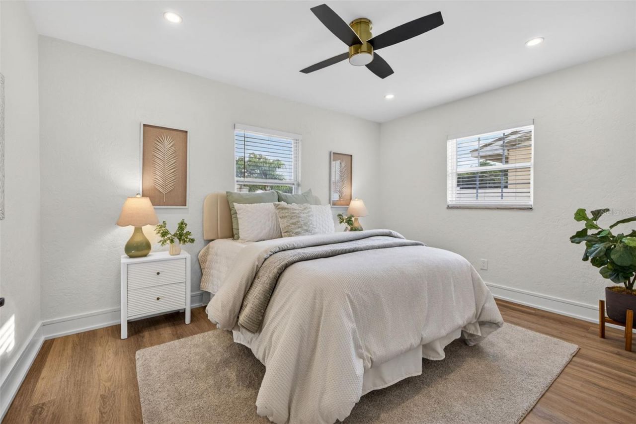 861 45th Avenue N, Saint Petersburg, FL 33703 Photo