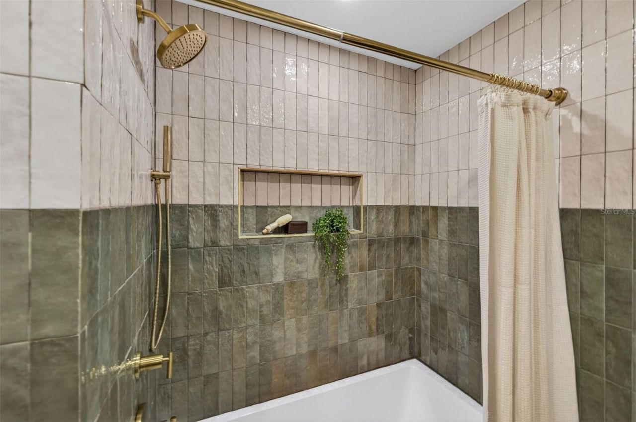 861 45th Avenue N, Saint Petersburg, FL 33703 Photo