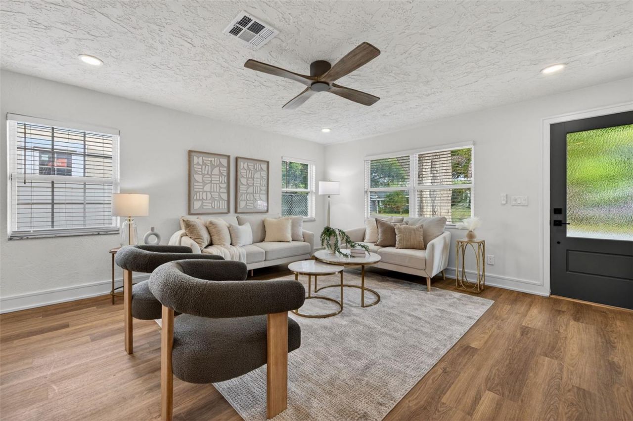 861 45th Avenue N, Saint Petersburg, FL 33703 Photo
