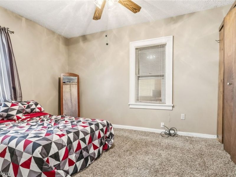 457 9th Street , Elyria, OH 44035 Photo 15