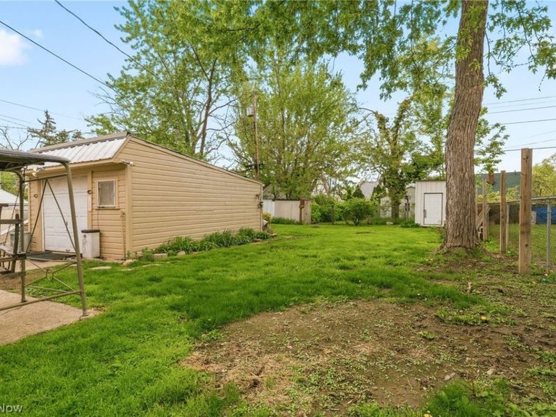 457 9th Street , Elyria, OH 44035 Photo 19