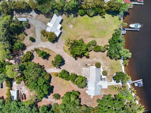 2212 River Pine, Fort Myers, FL 33905