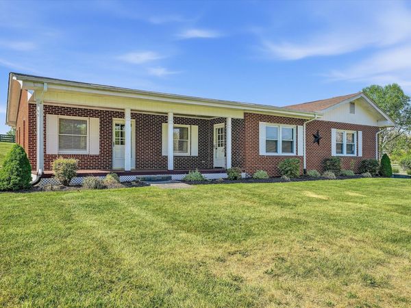3673 Mount Zion RD , Blacksburg, VA 24060