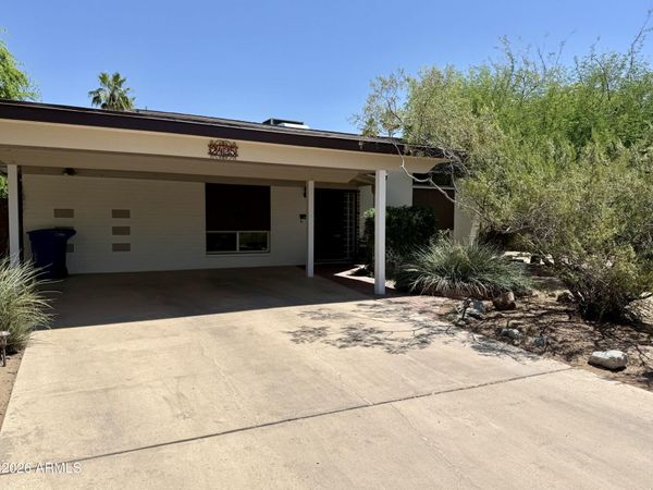 2425 S NEWBERRY Road, Tempe, AZ 85282