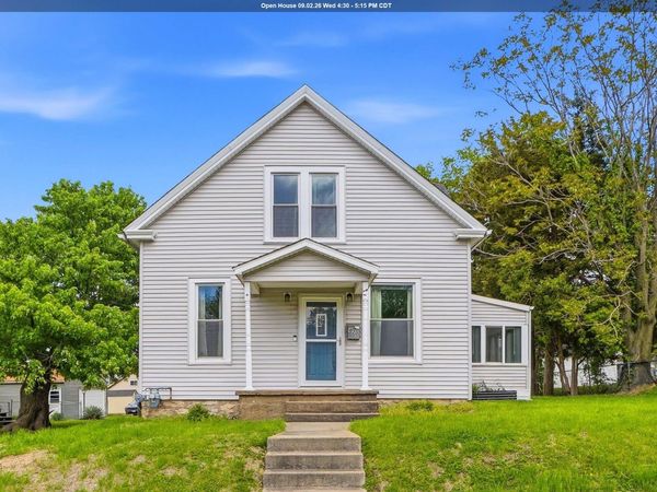 420 S Plane Street, Burlington, IA 52601