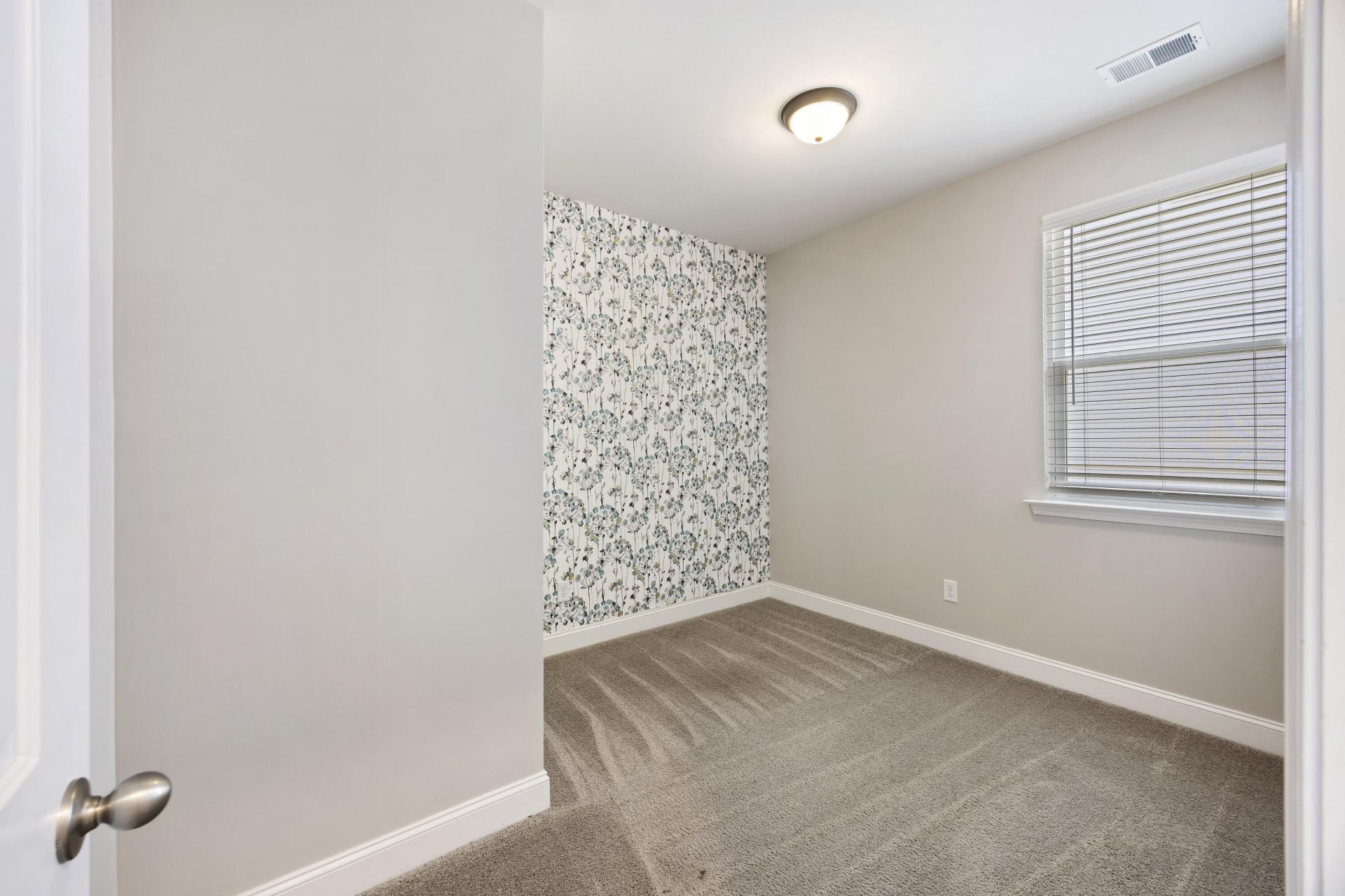 1196 Warrens Way Photo 18