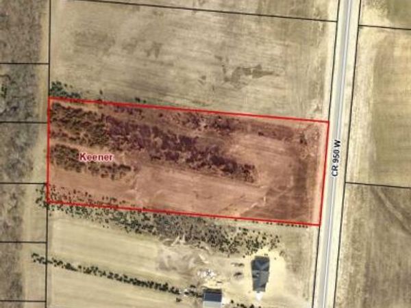 10194 N 950 W , DeMotte, IN 46310