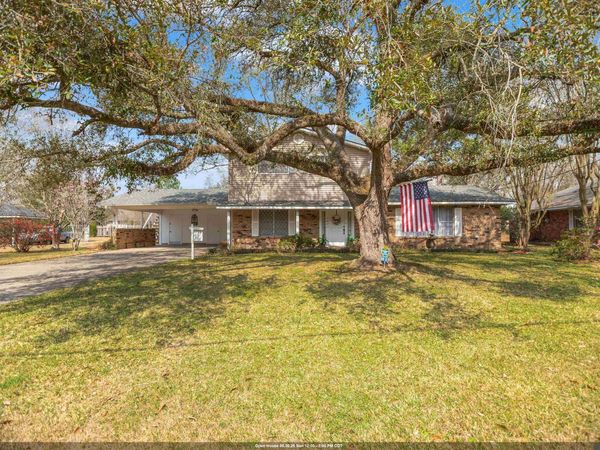 3803 Buffwood Dr, Baker, LA 70714