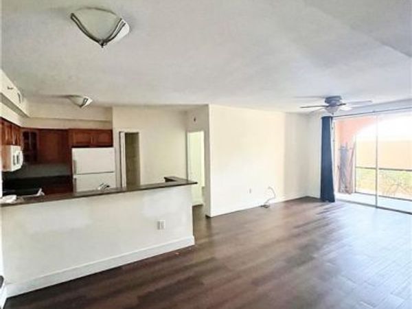 1115 Reserve CT, Unit 102, NAPLES, FL 34105