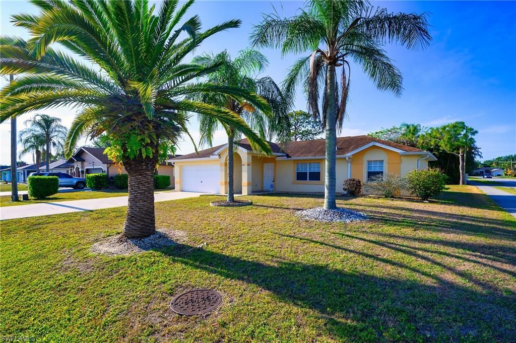 2519 6th St W, Lehigh Acres, FL 33971 Photo