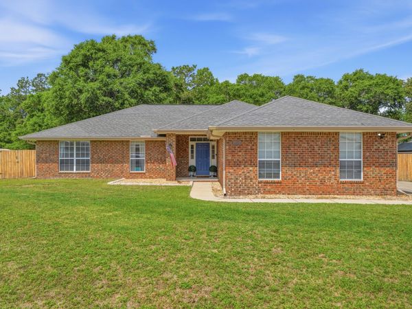 2370 Barberee Drive, Crestview, FL 32536