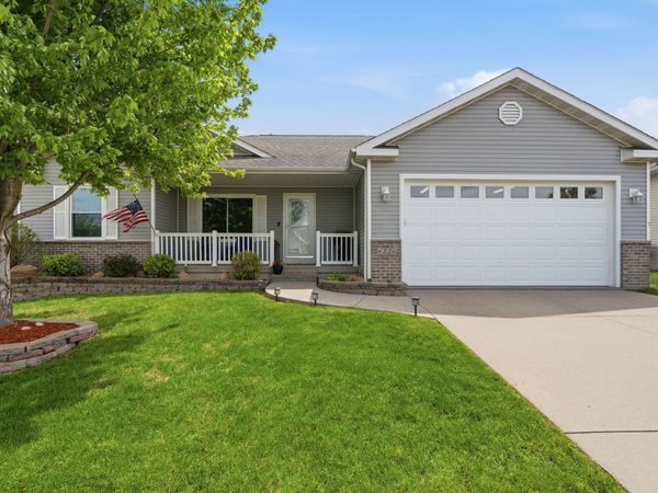 6226 Palmetto Circle, Cedar Rapids, IA 52404