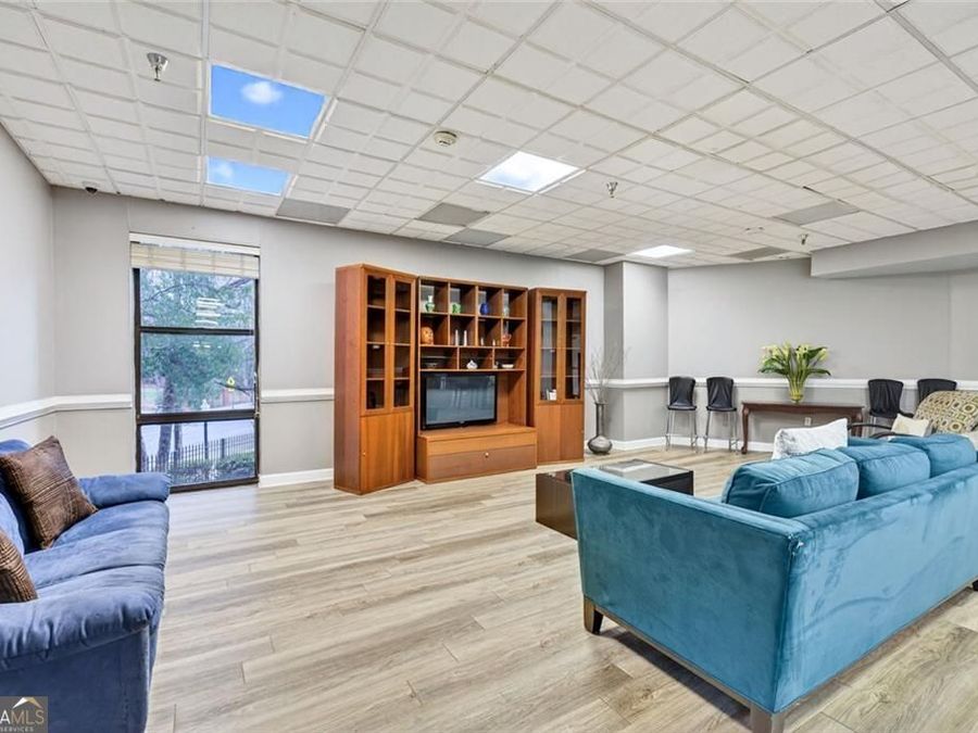 Property Image 36
