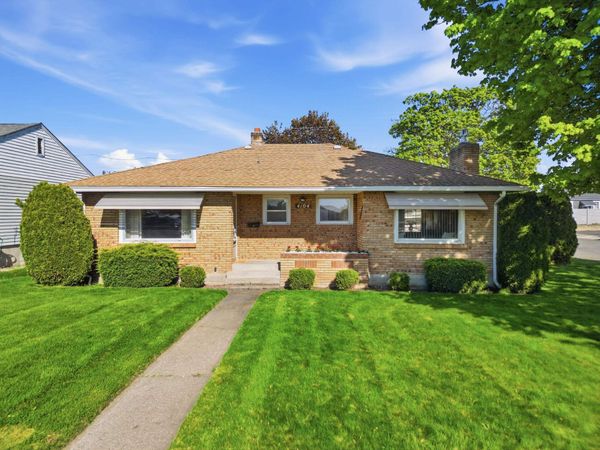4104 N Elgin St, Spokane, WA 99205