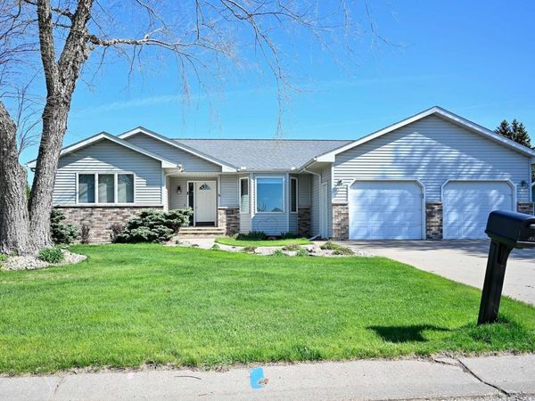 130 Benson Drive , Lewiston, MN 55952