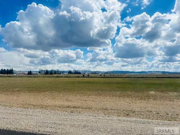 L5 B1 E 330 N, BLACKFOOT, ID 83221