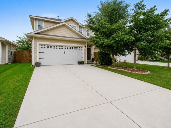 139 Corvid DR , Buda, TX 78610