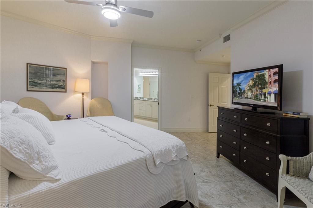 451 Bayfront Pl, Unit 5206, Naples, FL 34102 Photo