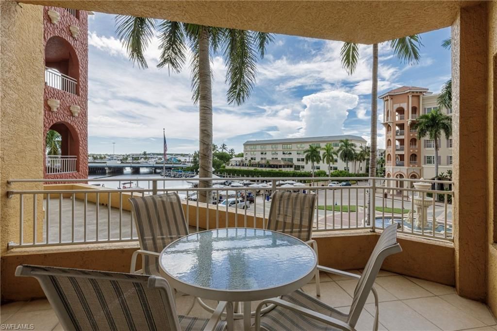 451 Bayfront Pl, Unit 5206, Naples, FL 34102 Photo
