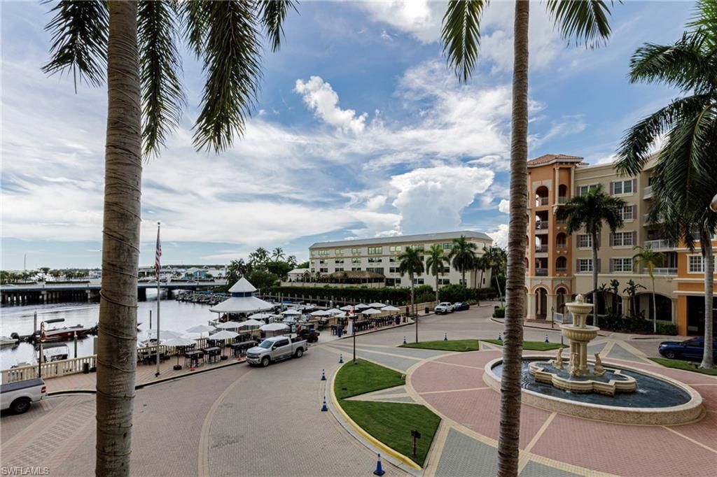 451 Bayfront Pl, Unit 5206, Naples, FL 34102 Photo