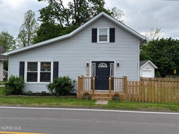 206 Krotzer Avenue, Luckey, OH 43443