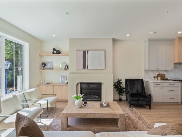 2770 Vantilburg Cres, Unit #102, Langford, BC V9B 3K4