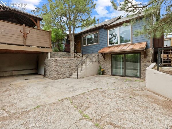 410 Laurel Street, Colorado Springs, CO 80904