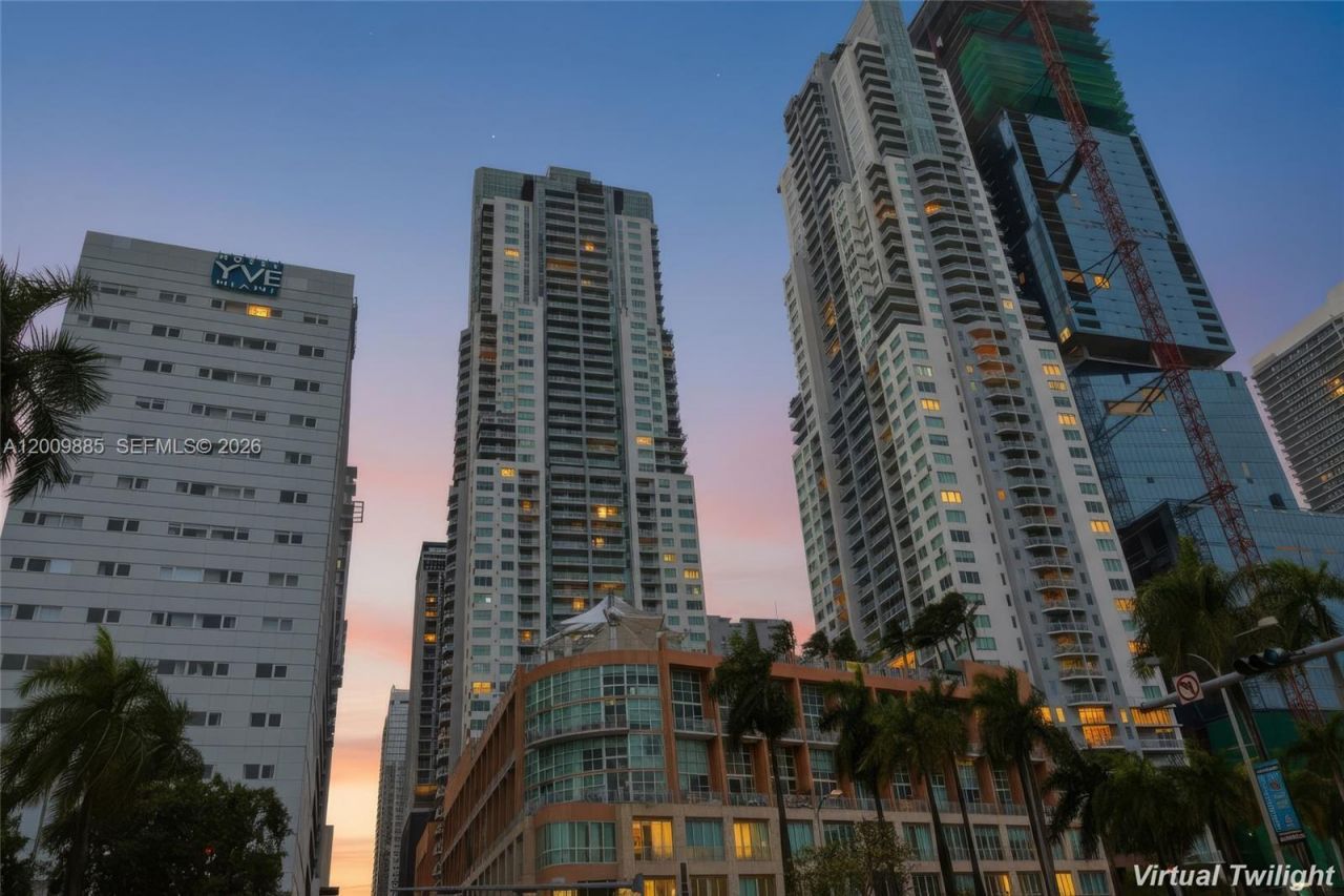 253 NE 2nd St, Unit 2005, Miami, FL 33132 Photo