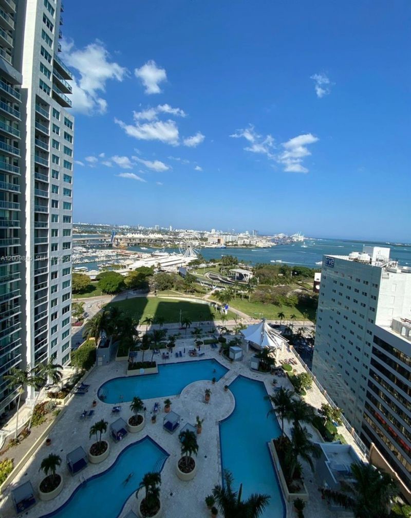 253 NE 2nd St, Unit 2005, Miami, FL 33132 Photo