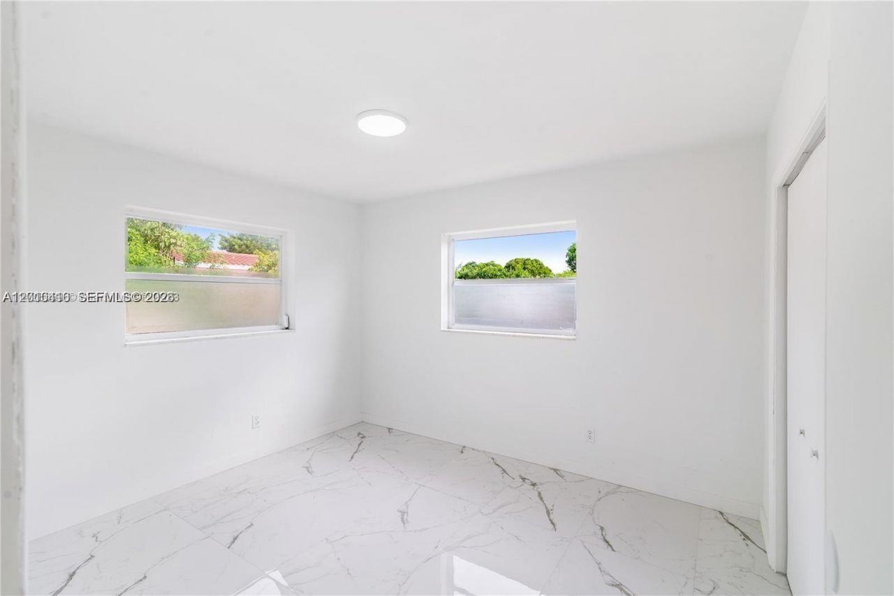 40 NW 32nd Ave, Unit A, Miami, FL 33125 Photo