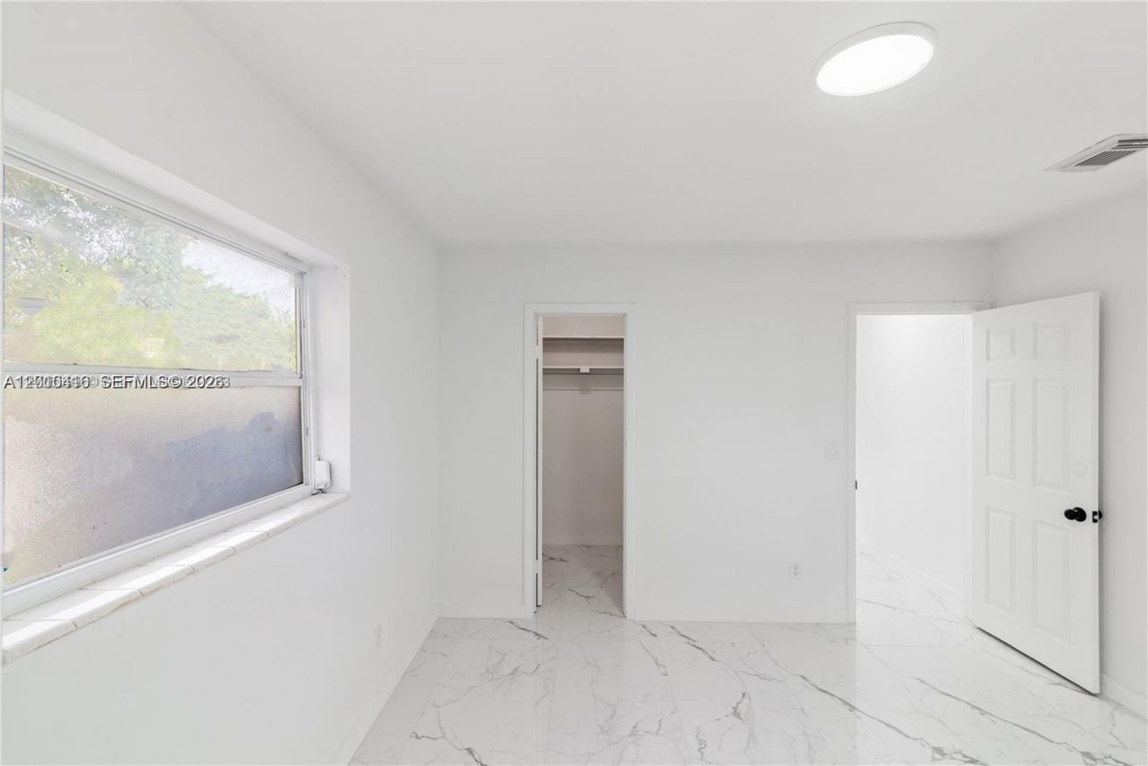 40 NW 32nd Ave, Unit A, Miami, FL 33125 Photo