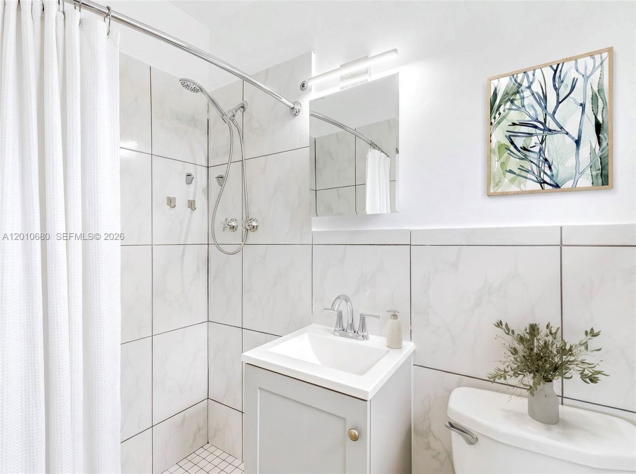 981 NE 152nd St, Miami, FL 33162 Photo