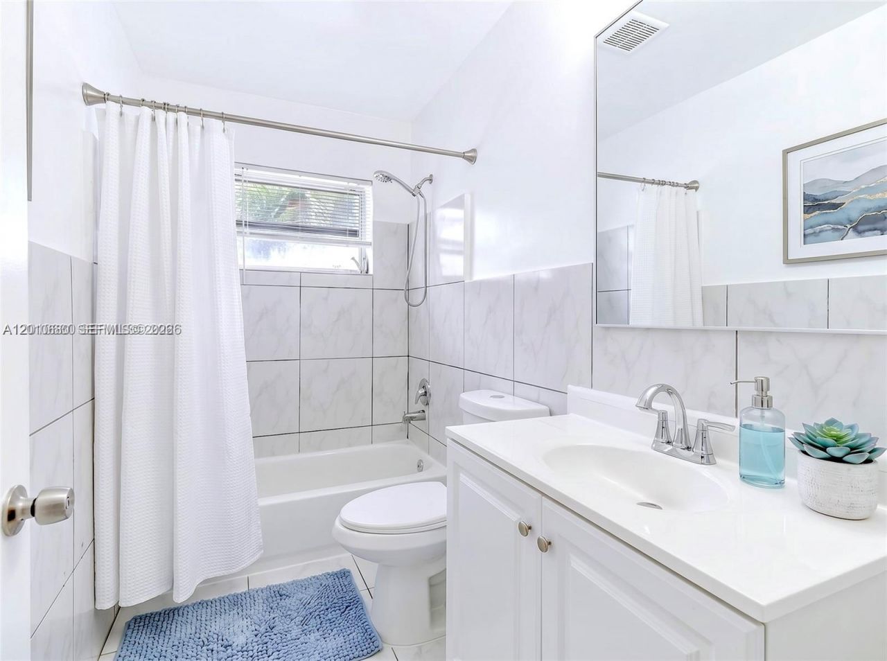 981 NE 152nd St, Miami, FL 33162 Photo