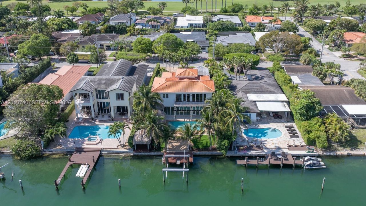 425 N Shore Dr , Miami Beach, FL 33141 Photo