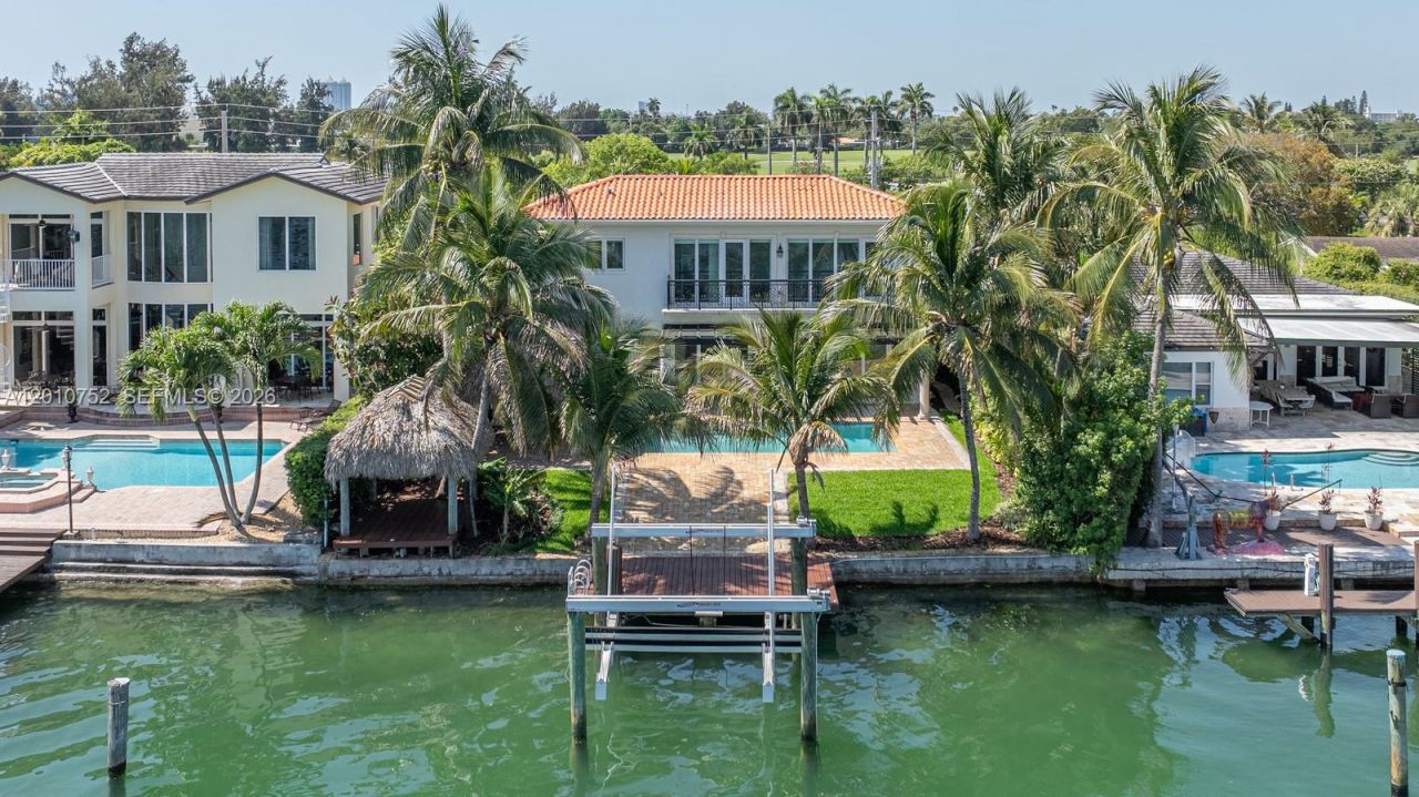 425 N Shore Dr , Miami Beach, FL 33141 Photo