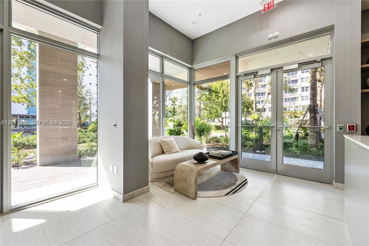 10281 W Bay Harbor Dr, Unit 205, Bay Harbor Islands, FL 33154 Photo