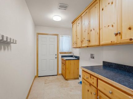 839 Tata Lane, South Lake Tahoe, CA 96150 Photo