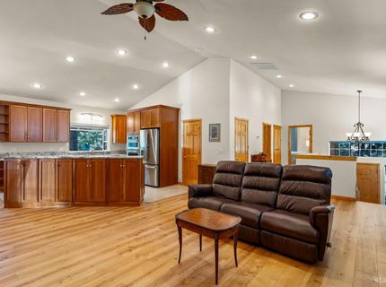 839 Tata Lane, South Lake Tahoe, CA 96150 Photo
