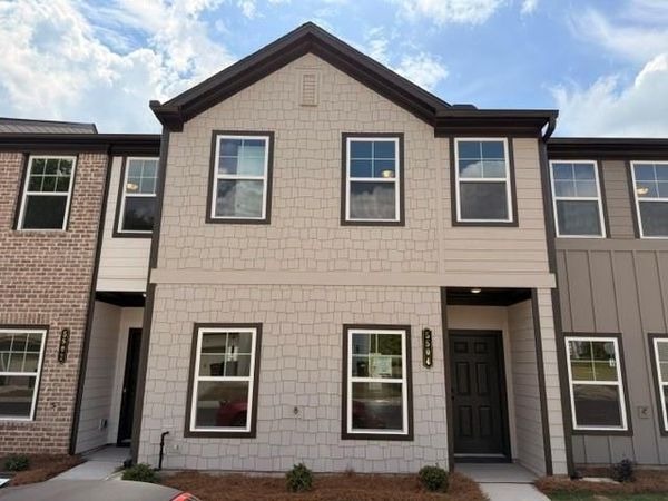 5504 Warwick Pass Way, Douglasville, GA 30135