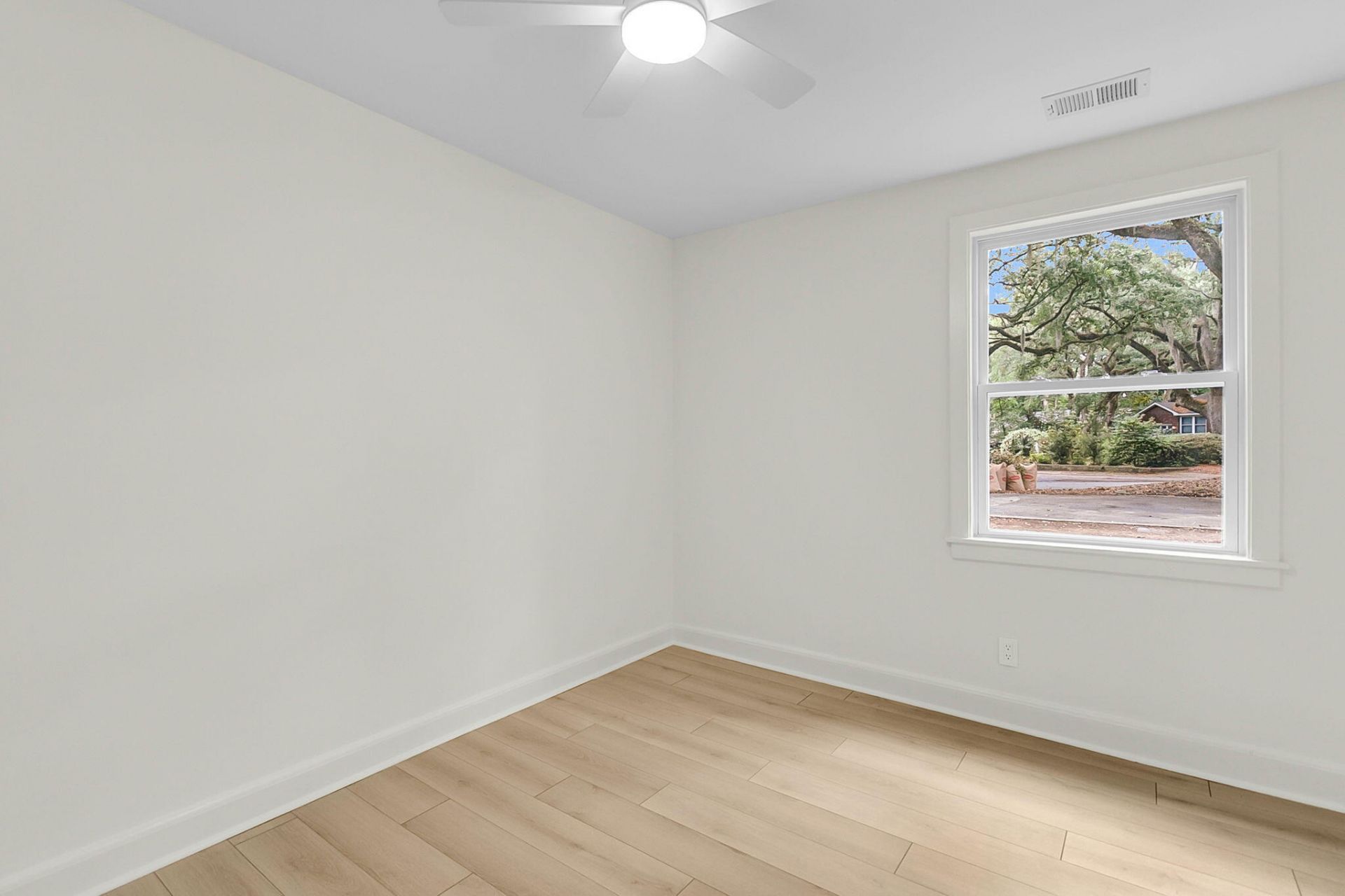 4412 Holmes Avenue Photo 24