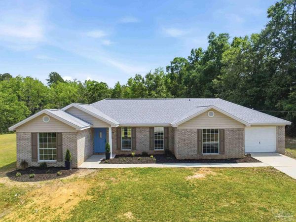 711 Nancy Ln, Molino, FL 32577
